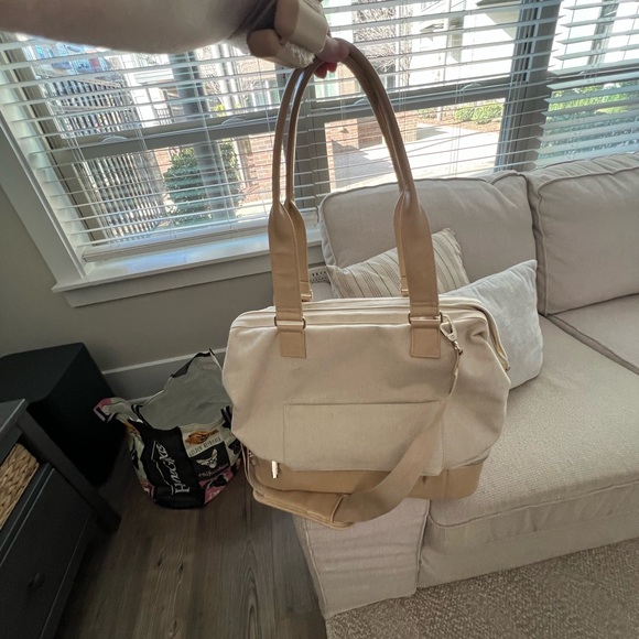 BEIS mini weekender in beige - good condition - Picture 9 of 10